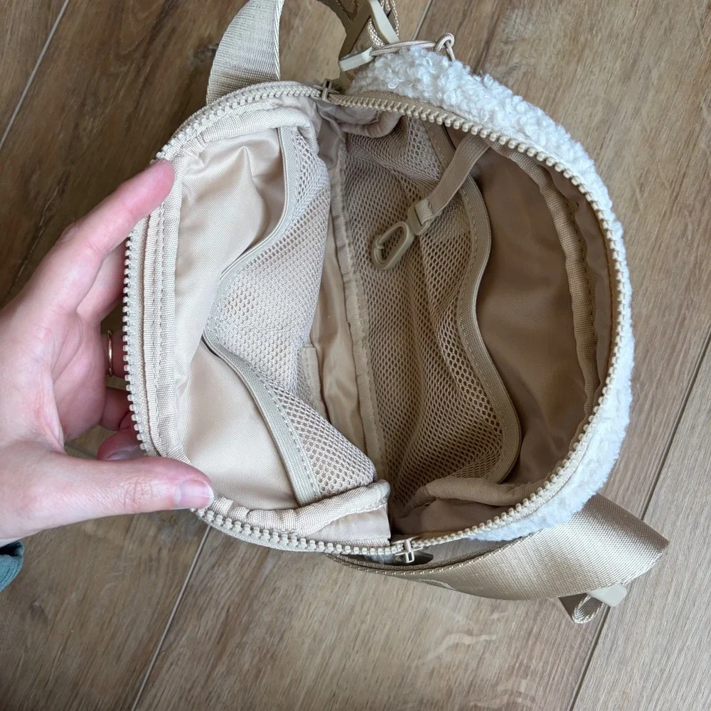 Lole belt bag